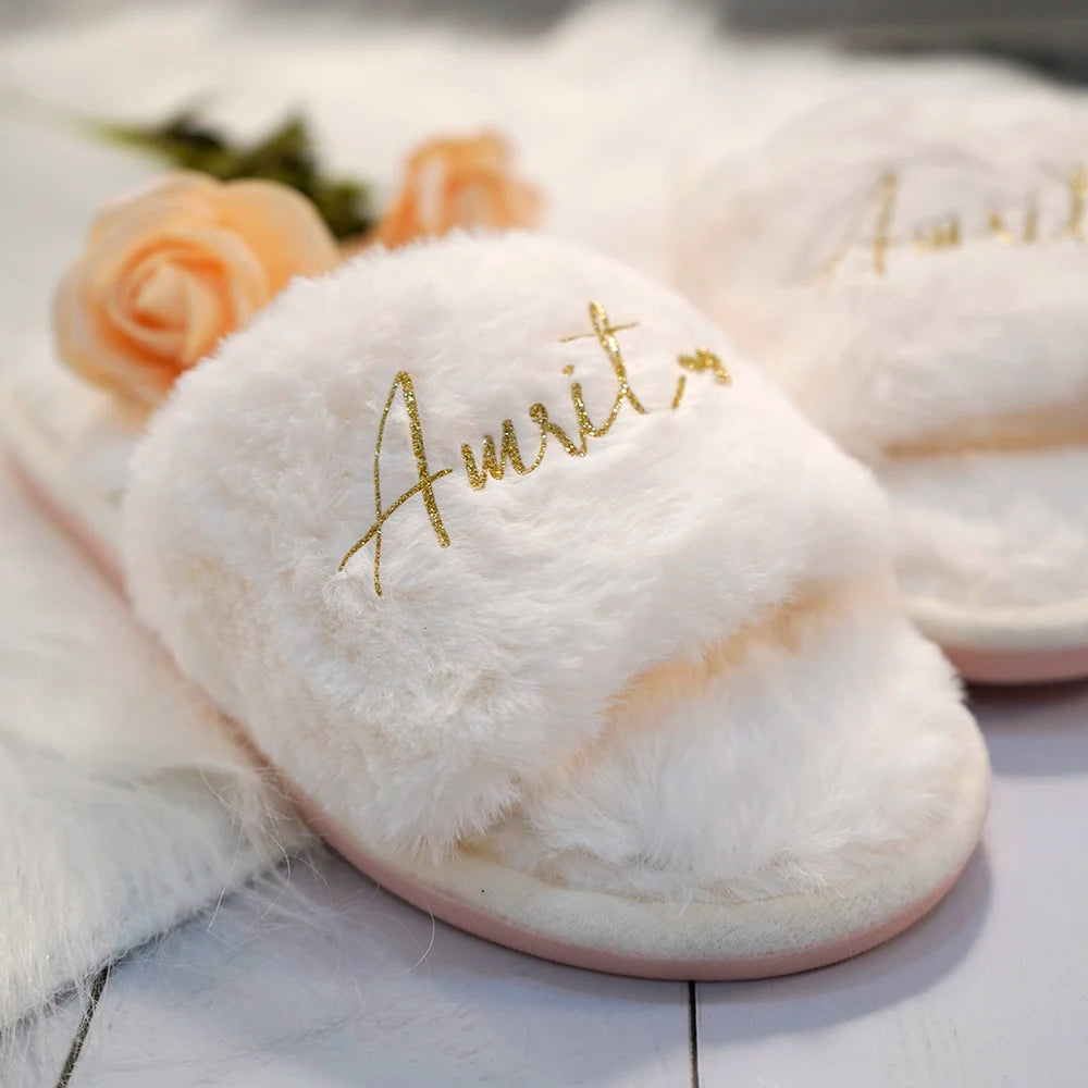 Customized Fluffy Slippers Wedding Bachelorette Party Gift Bridesmaid Open Toe Slippers Indoor Party Shoes Spa Plush Slippers