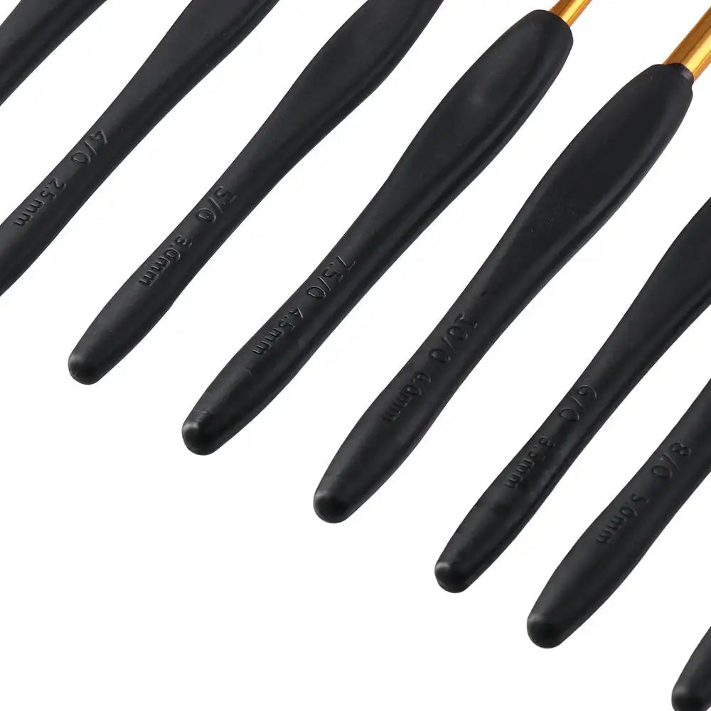 8PCS Black Crochet Hooks Set  for Arthritic Hands,Ergonomic Crochet Hook Soft Crochet Needle,2.5-6.0mm Crochet Kit for Beginners