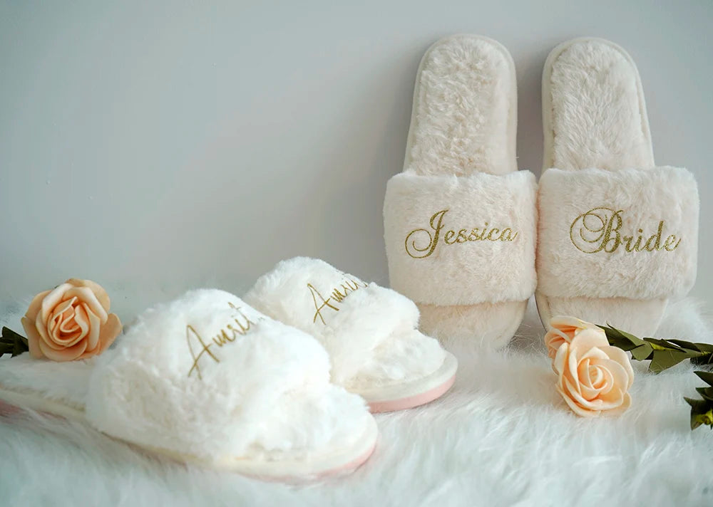 Customized Fluffy Slippers Wedding Bachelorette Party Gift Bridesmaid Open Toe Slippers Indoor Party Shoes Spa Plush Slippers