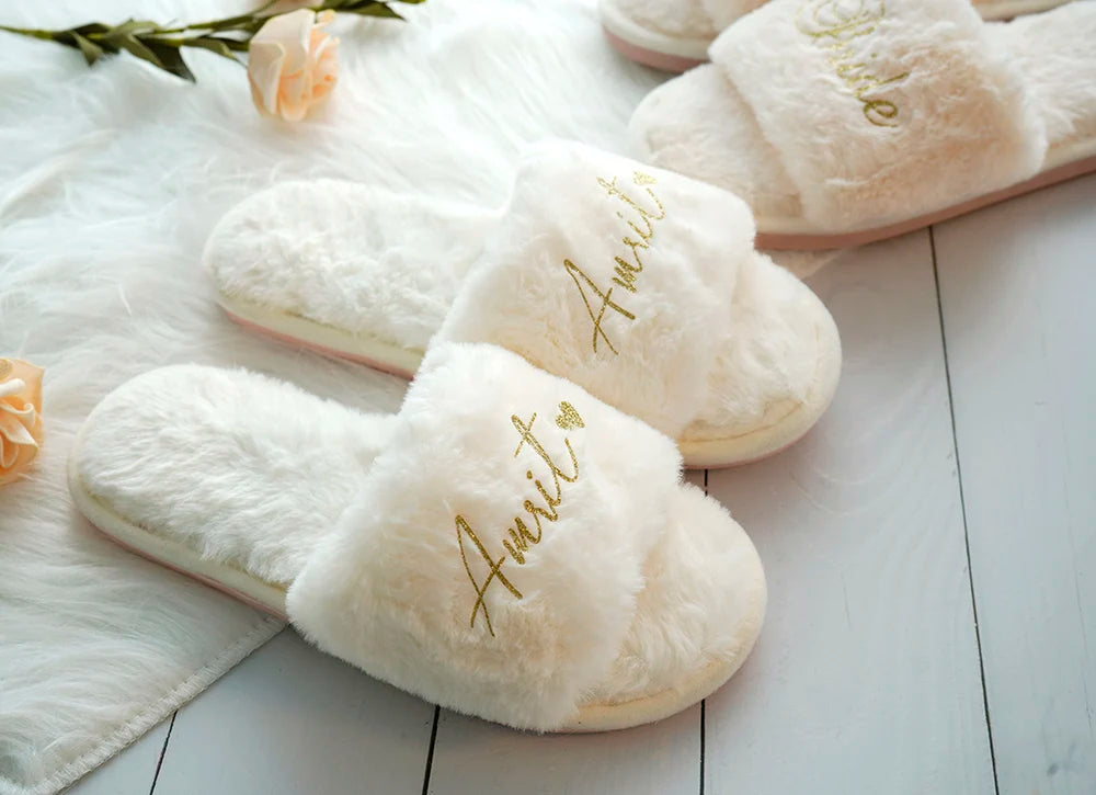 Customized Fluffy Slippers Wedding Bachelorette Party Gift Bridesmaid Open Toe Slippers Indoor Party Shoes Spa Plush Slippers