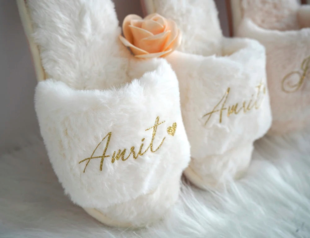 Customized Fluffy Slippers Wedding Bachelorette Party Gift Bridesmaid Open Toe Slippers Indoor Party Shoes Spa Plush Slippers