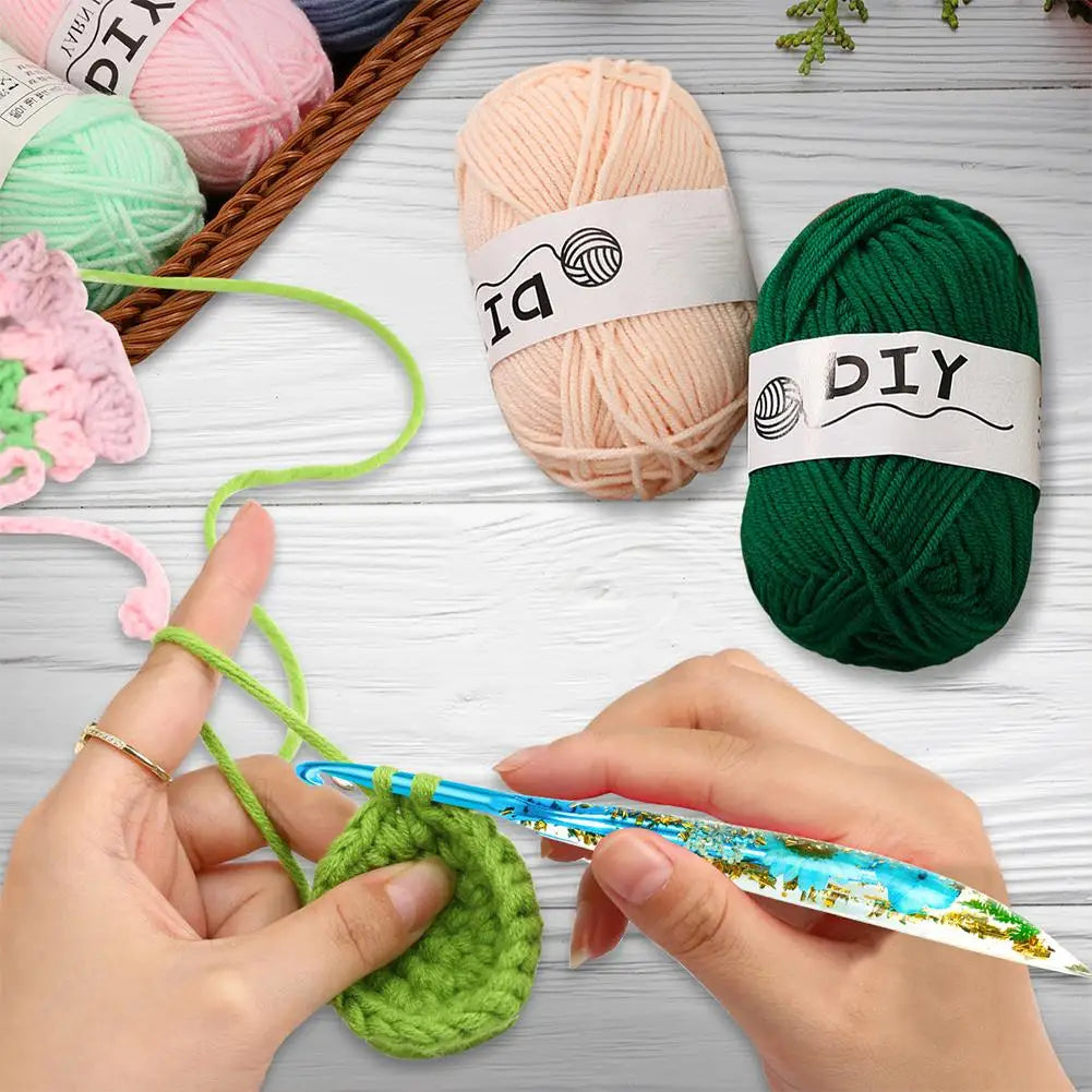 Crochet Hooks Ergonomic Crochet Needle with Floral Resin Grips Non-slip Knitting Tool Craft Supplies for Beginners Women Adults