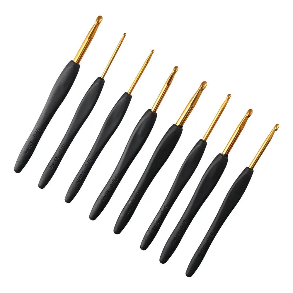 8PCS Black Crochet Hooks Set  for Arthritic Hands,Ergonomic Crochet Hook Soft Crochet Needle,2.5-6.0mm Crochet Kit for Beginners